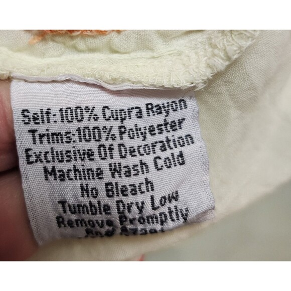 Johnny Was Women Cream Embroidered Cupra Rayon Keyhole Neck Tunic Top Size Small - Picture 4 of 10